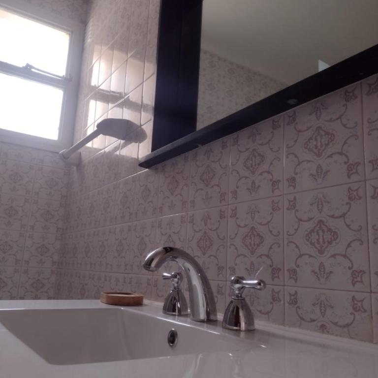 Departamento Brown en el centro - Two-Bedroom Apartment with City View - 12