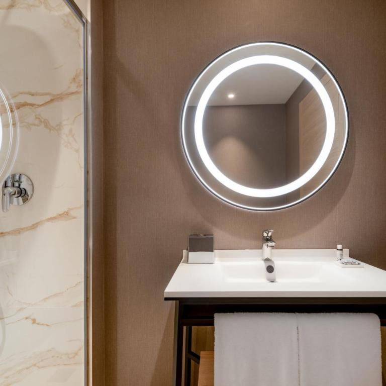 AC Hotel by Marriott Clodio Roma - Superior Room with Terrace - 10