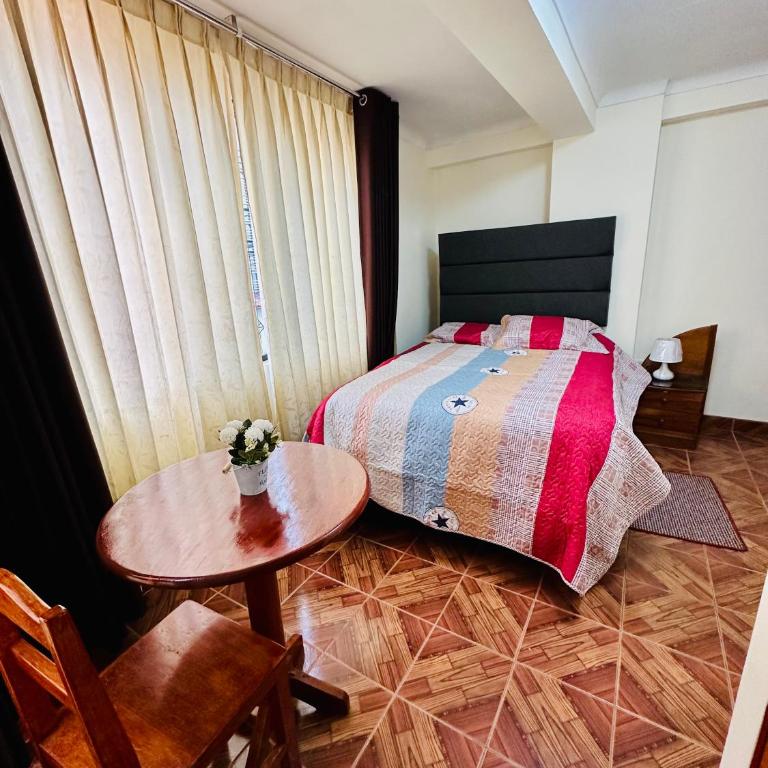 La Casa de Julito - Two-Bedroom Apartment - 2