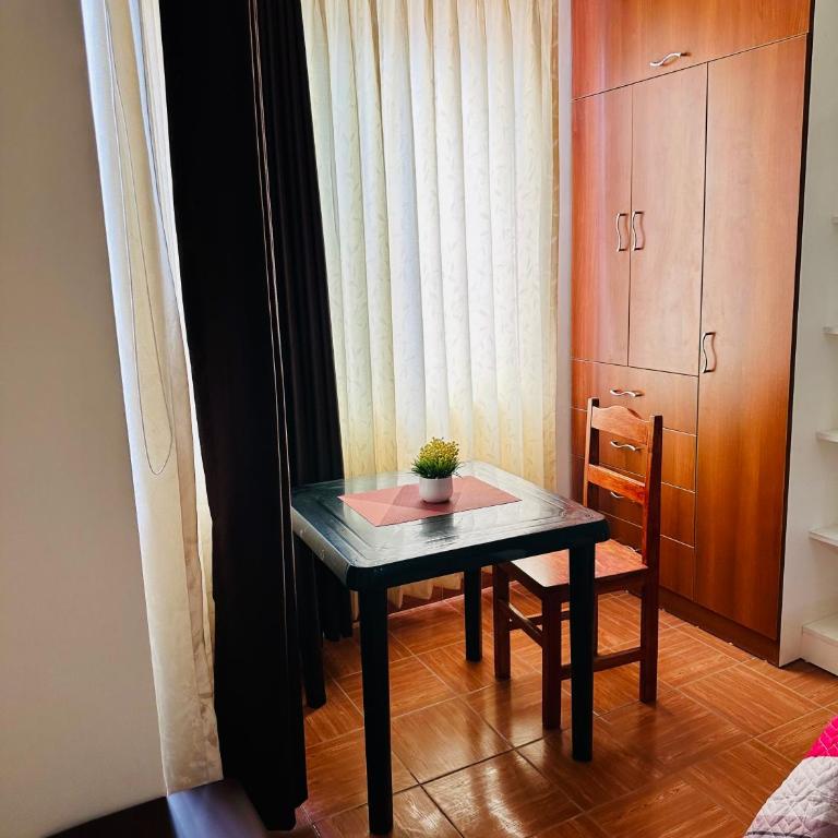 La Casa de Julito - Two-Bedroom Apartment - 4