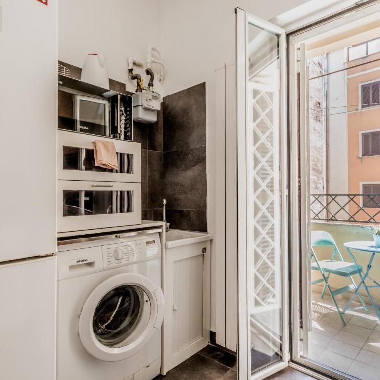 BBHOME Comfort apartment near Colosseum - Appartamento con 2 Camere da Letto - 11