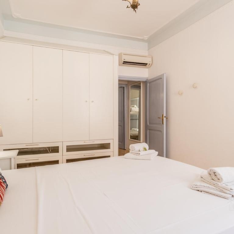 BBHOME Comfort apartment near Colosseum - Appartamento con 2 Camere da Letto - 25