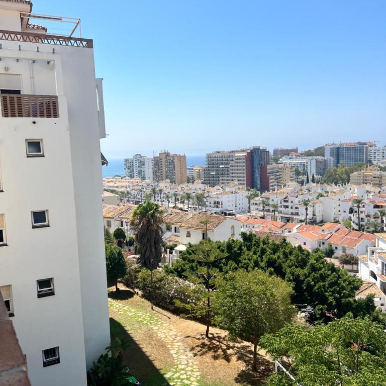 Charmant appartement proche bord de mer - Two-Bedroom Apartment - 4