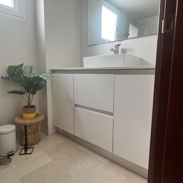 Charmant appartement proche bord de mer - Two-Bedroom Apartment - 3