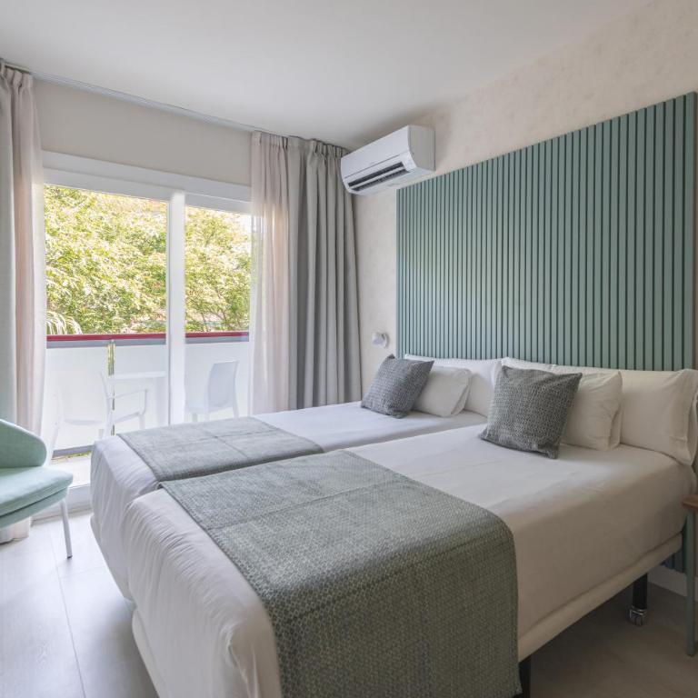 Eurosalou & Spa - Habitación Doble con balcón - 1 o 2 camas - 4