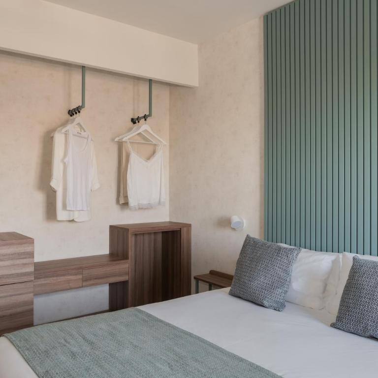 Eurosalou & Spa - Habitación Estándar con balcón - 4
