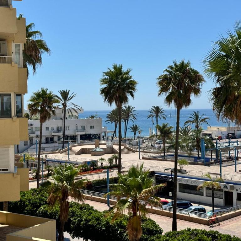 Studio Port Of Marbella Center - EaW Homes - Studio Apartment with Sea View - 3