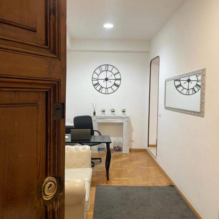 Ripetta 35 - Double Room with Private Bathroom - 4