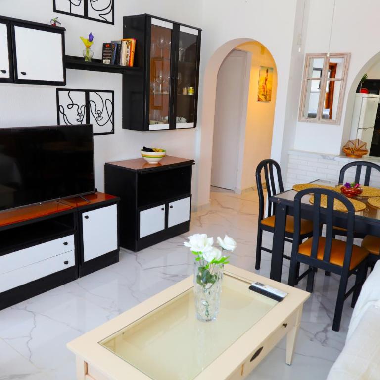 MojacarProperty, Apto Luis 1ª Línea de Playa - Apartamento de 1 dormitorio - 58