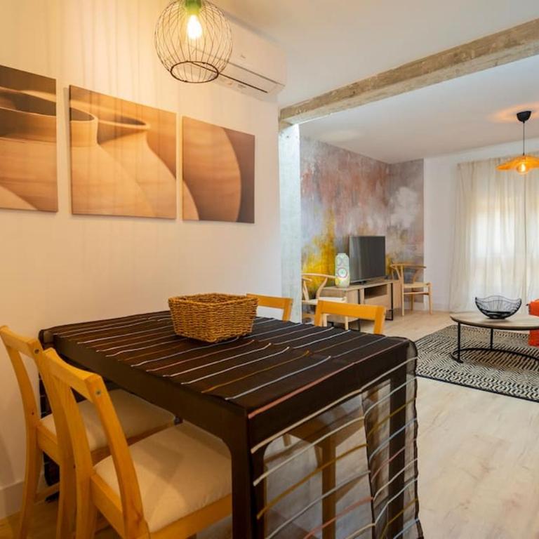 Granada Garden s Breeze - Three-Bedroom Apartment - 36