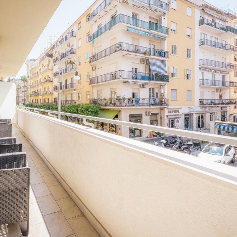 SorrentoVibes - Luxury Design Home & Jacuzzi in Heart of Sorrento - Appartamento con 2 Camere da Letto - 42