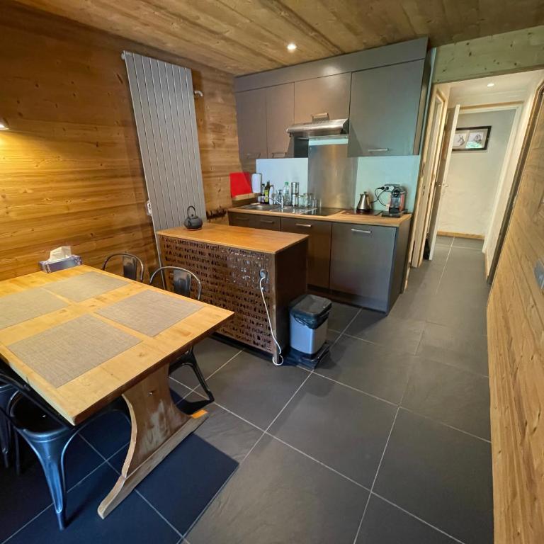 Wintergarten - Two-Bedroom Apartment - 4