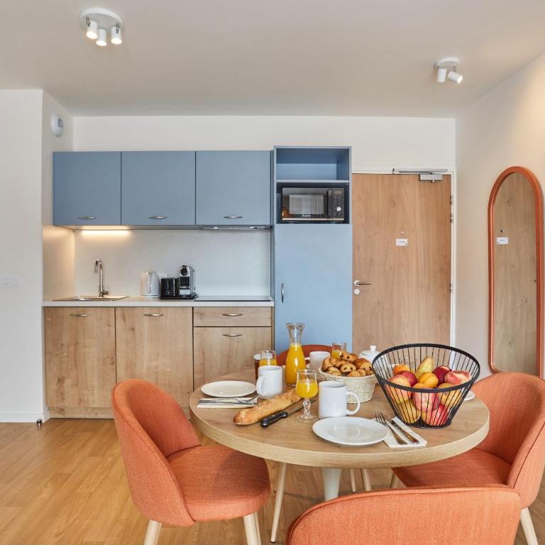Résidence Odalys L'Orée du Parc - Apartment - 8