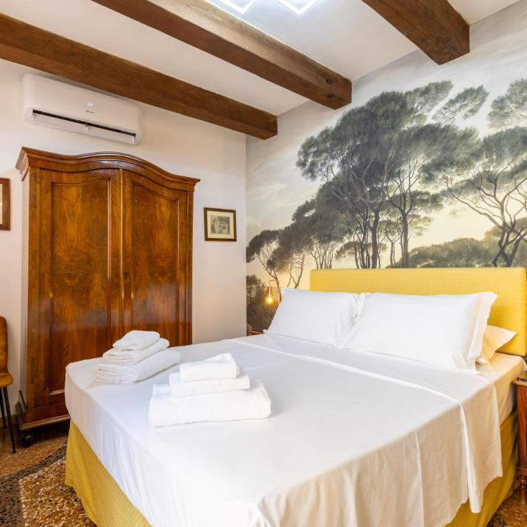 BolognaRoomscom - Frassinago Deluxe - Suite Queen con Vasca Idromassaggio - 2