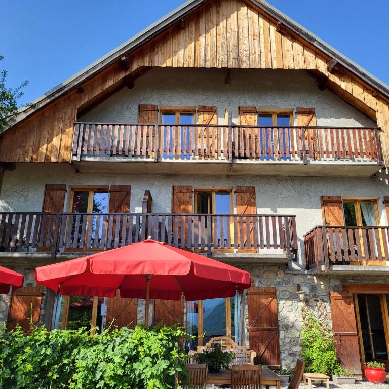 Chalet Solneige - Chambre Familiale - 1