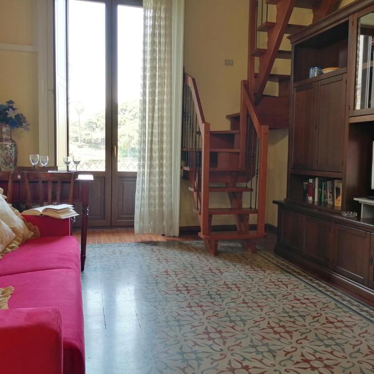 Penthouse view villa Bellini with elevator- Attico Bellini - Deluxe One-Bedroom Apartment with City View - 5