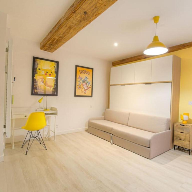 Spécial groupes Lyon - 10 personnes - Three-Bedroom Apartment - 28