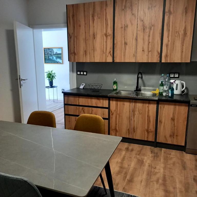 Apartments White House Bihac - Two-Bedroom Apartment - 19
