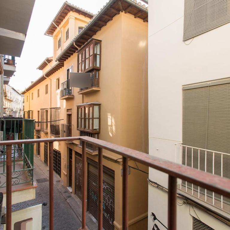 Magic stay in Granada with private parking - Apartment - 29