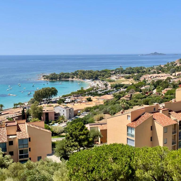VUE EXCEPTIONNELLE - Ajaccio T3 rte Sanguinaires - Santa Lina - Appartement 2 Chambres - 4