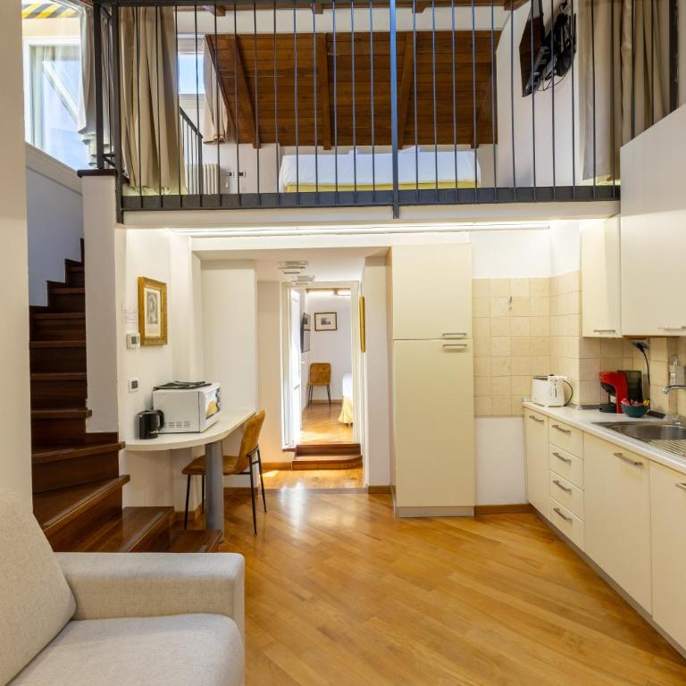BolognaRoomscom - Frassinago Deluxe - Suite King con Vasca Idromassaggio - 9