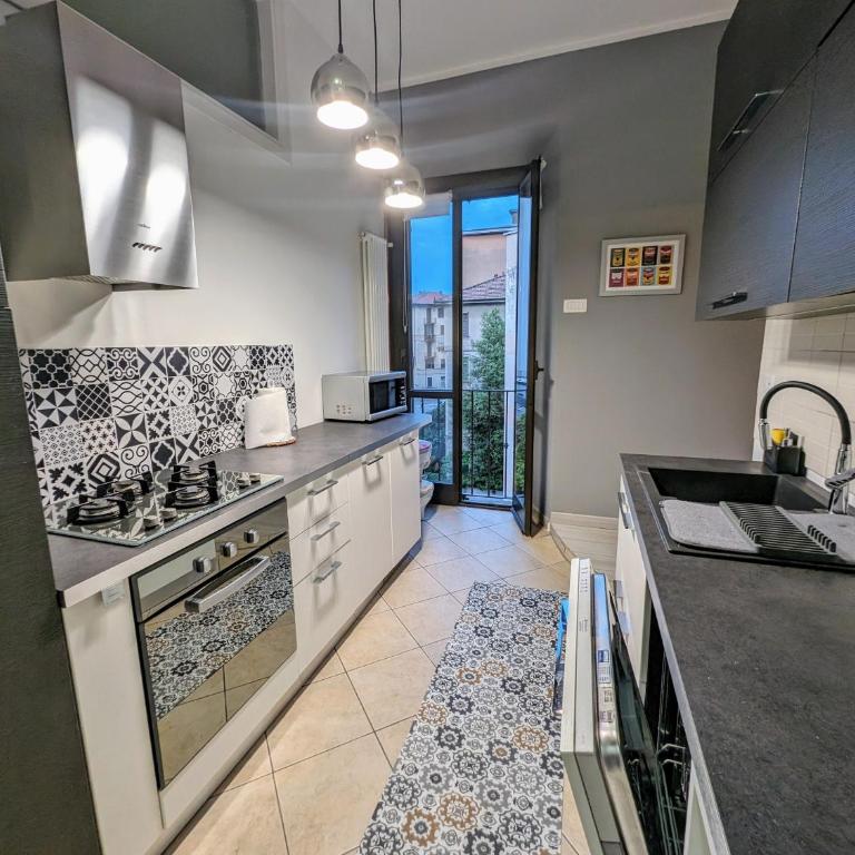 Bright flat just 10 minutes from the city centre - Appartamento con 1 Camera da Letto - 7