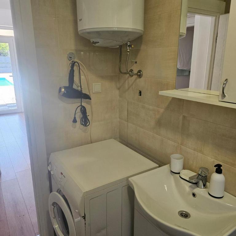 Villa Mucic - Two-Bedroom Villa - 31