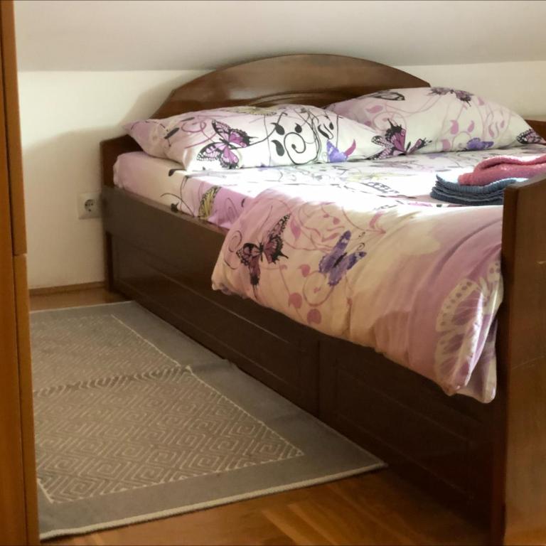 Apartmani Kris - Apartman sa 2 Spavaće Sobe i Pogledom na Bazen - 11