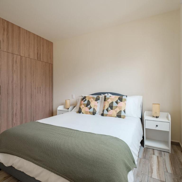 Polanco Prime Location Suites - Near USA Embassy & Citibanamex - Three-Bedroom Apartment - 12