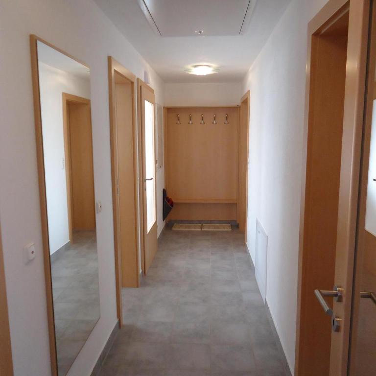 Ferienwohnung Rainer Vogelhaus - Apartment mit 2 Schlafzimmern und Dusche - 10