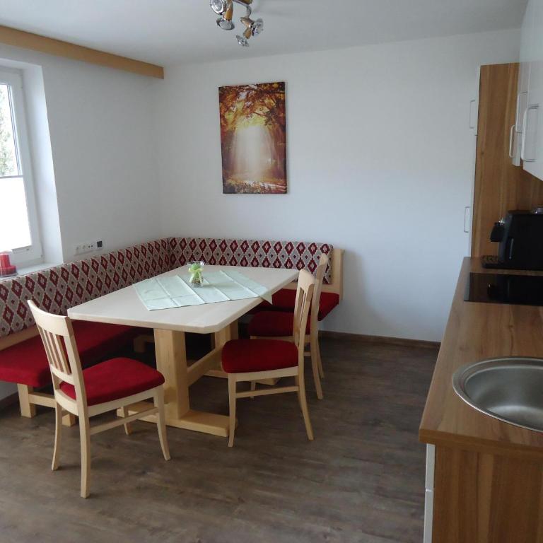 Ferienwohnung Rainer Vogelhaus - Apartment mit 2 Schlafzimmern und Dusche - 6