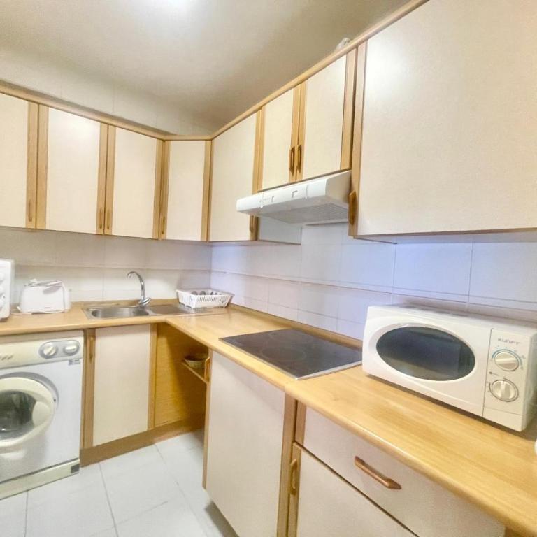 SEAFRONT PONIENTE BEACH BENIDORM - Apartamento - 6