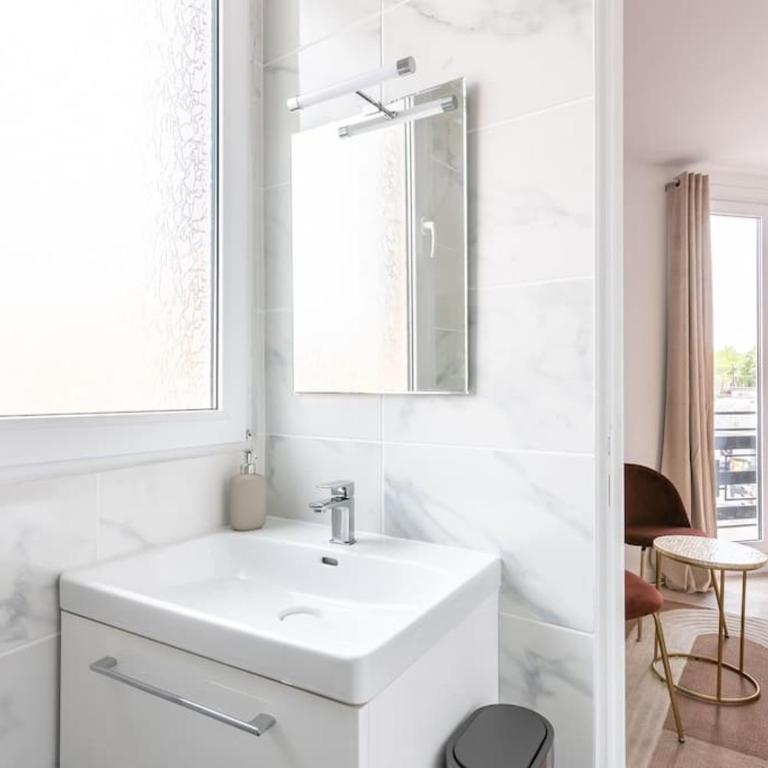 Studio lumineux Paris Est -II - Studio - 11