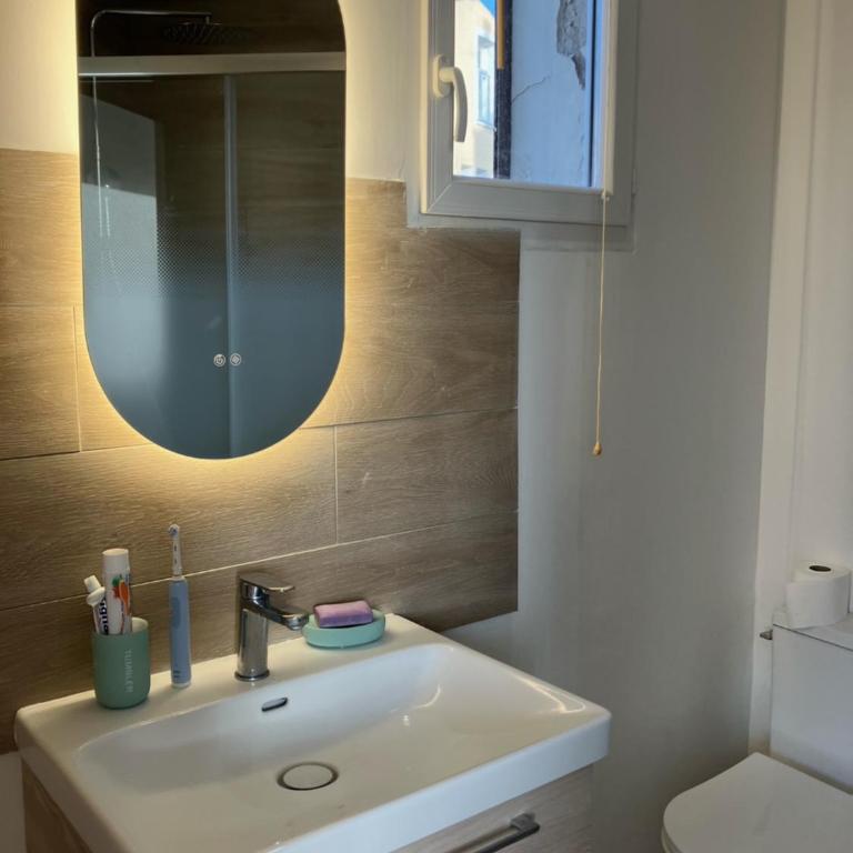 T3 refait neuf au Centre du Mourillon à TOULON - Apartment mit 2 Schlafzimmern - 8
