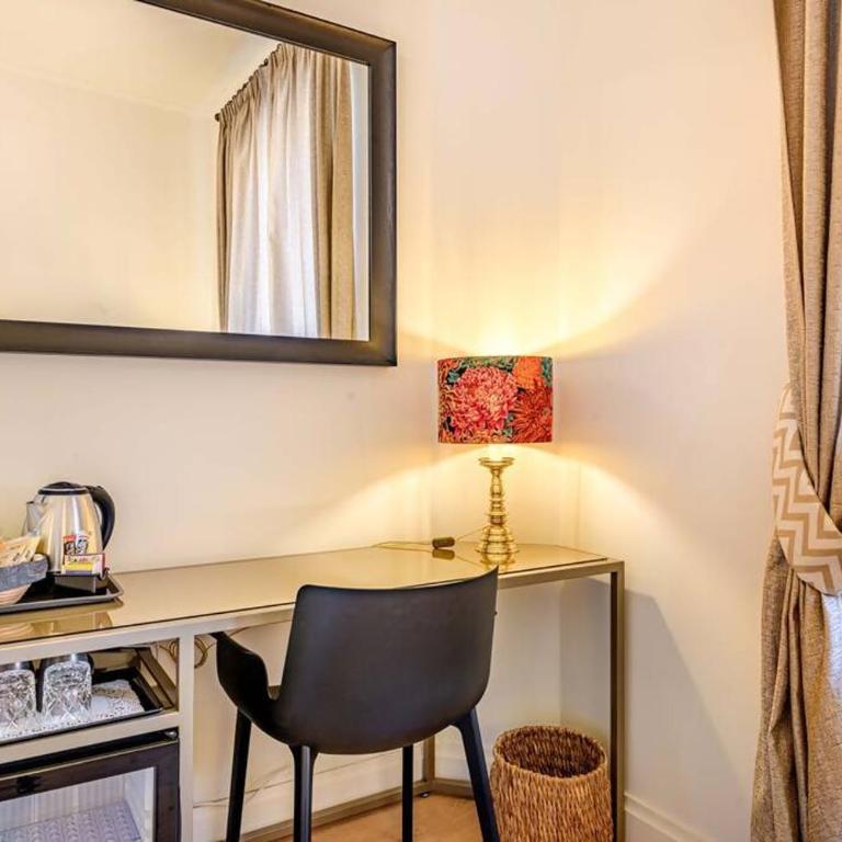 Riboty 10 Suites - Dreibettzimmer mit eigenem Bad - 16