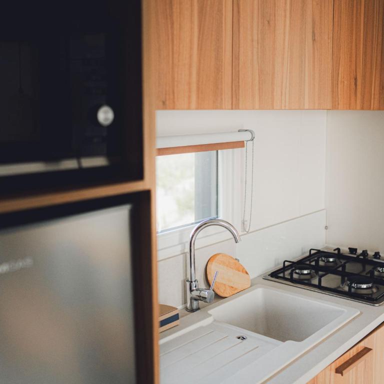 Sauvage - Cabane 2 Chambres Premium - 9