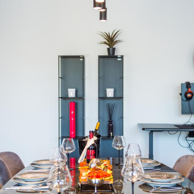 Villa River - Three-Bedroom Villa - 82