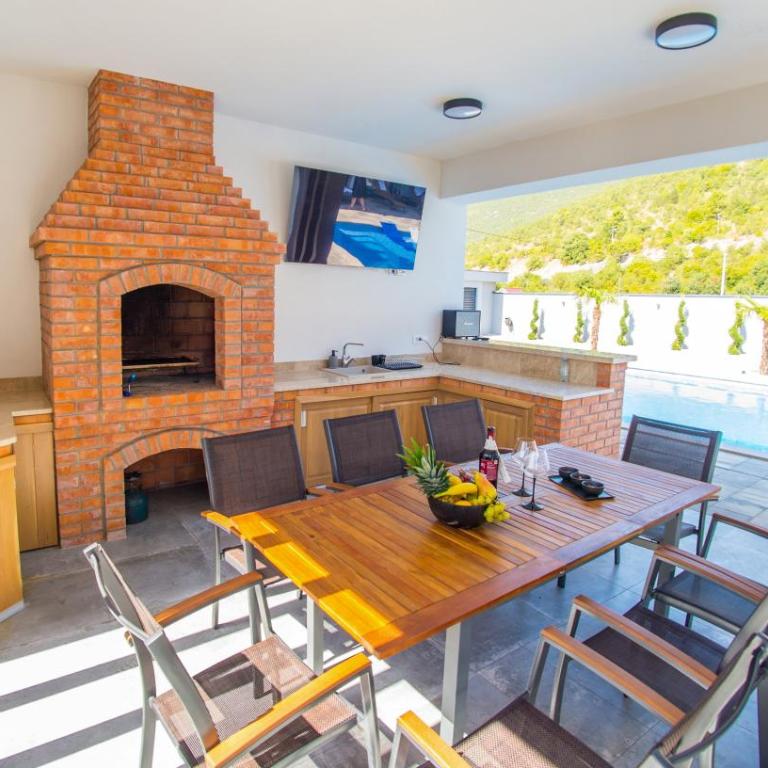 Villa River - Three-Bedroom Villa - 44