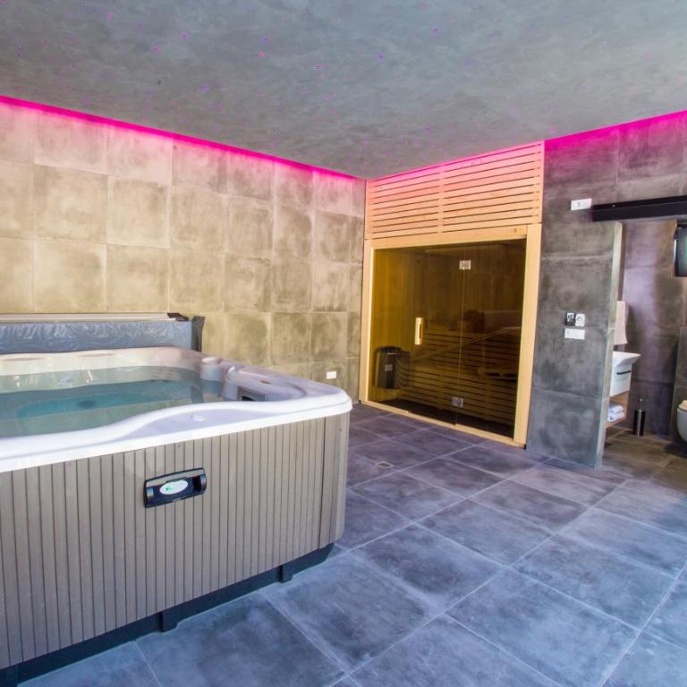 Villa River - Three-Bedroom Villa - 9
