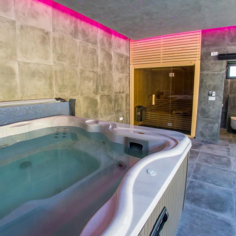 Villa River - Three-Bedroom Villa - 38