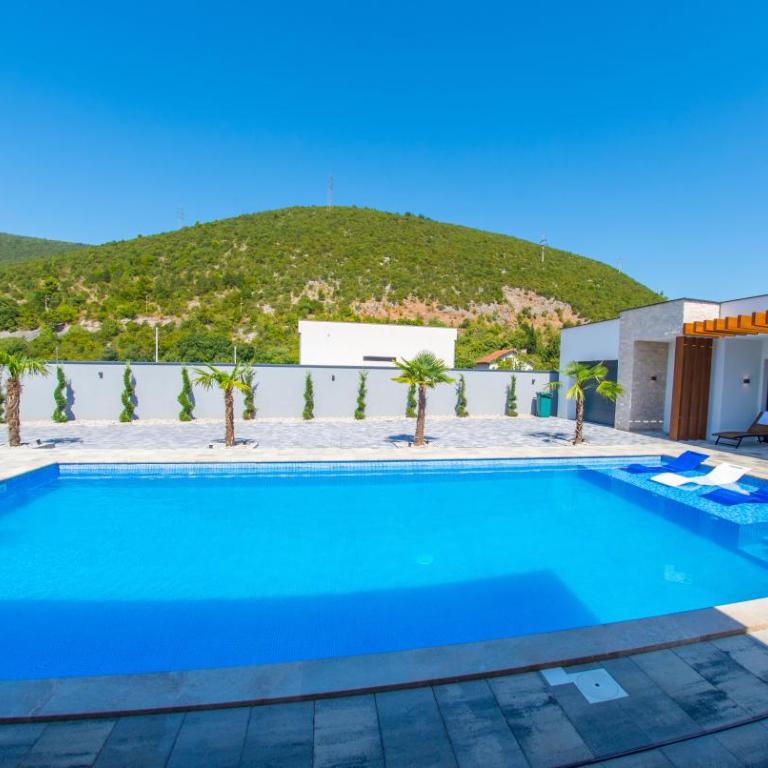 Villa River - Three-Bedroom Villa - 39