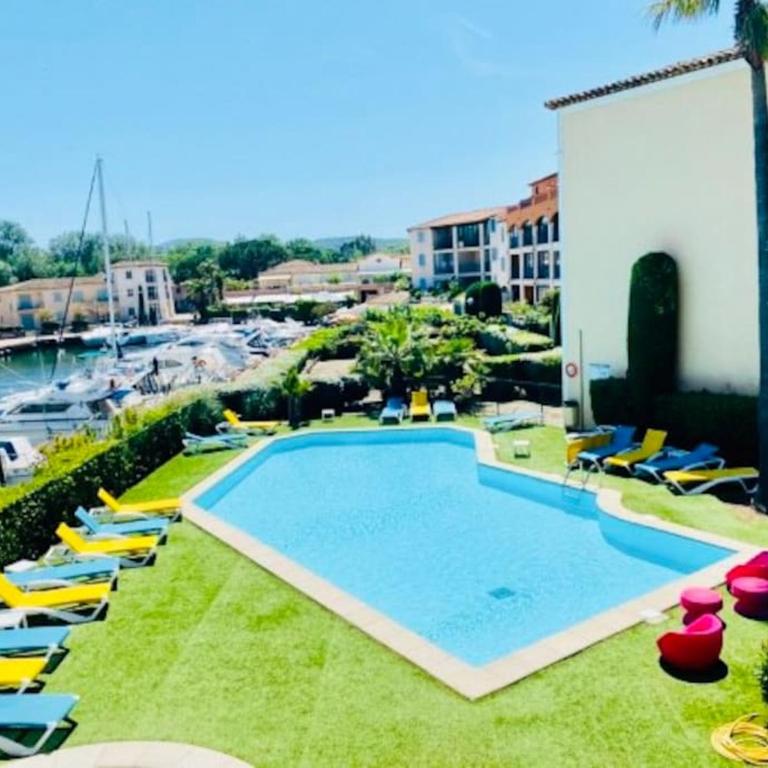 VUE Canal Superbe - Piscine - Parking Privé - Climatisation - Apartment - 3