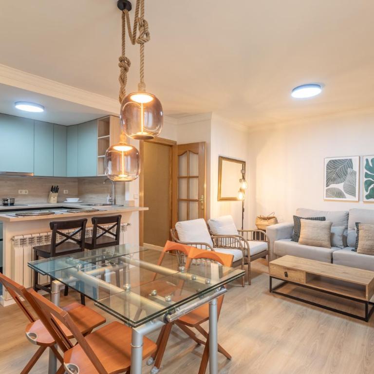 Dreaming Bazán - free parking - Two-Bedroom Apartment - 1