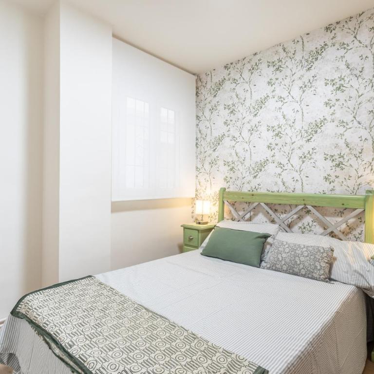 Dreaming Bazán - free parking - Two-Bedroom Apartment - 17