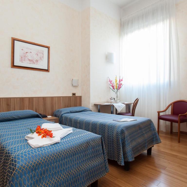 Residence Lepontina - Camera Doppia con Letti Singoli con Angolo Cottura - 5