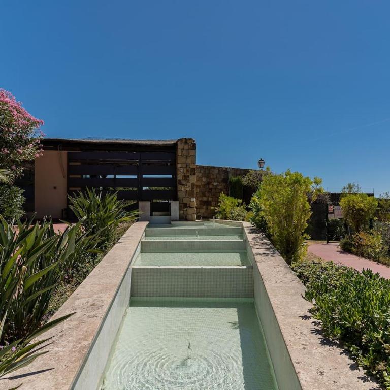 Seaview 2BR Penthouse with Terrace & Pool Access - Apartamento - 37