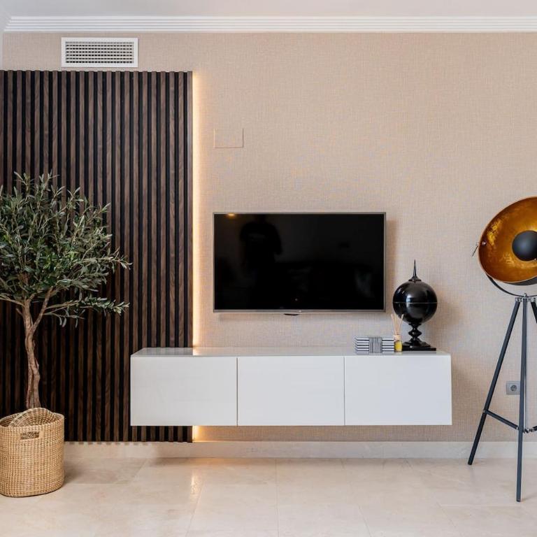 Seaview 2BR Penthouse with Terrace & Pool Access - Apartamento - 12