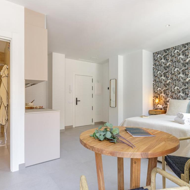 Cervantes Suites - Apartamento con balcón - 10