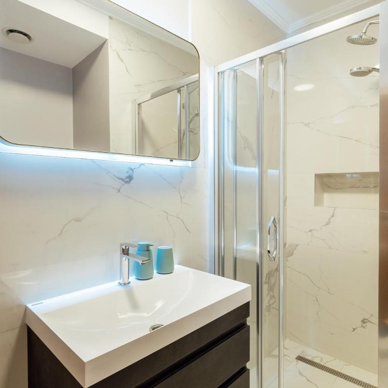 Albizia - One-Bedroom Apartment - 24