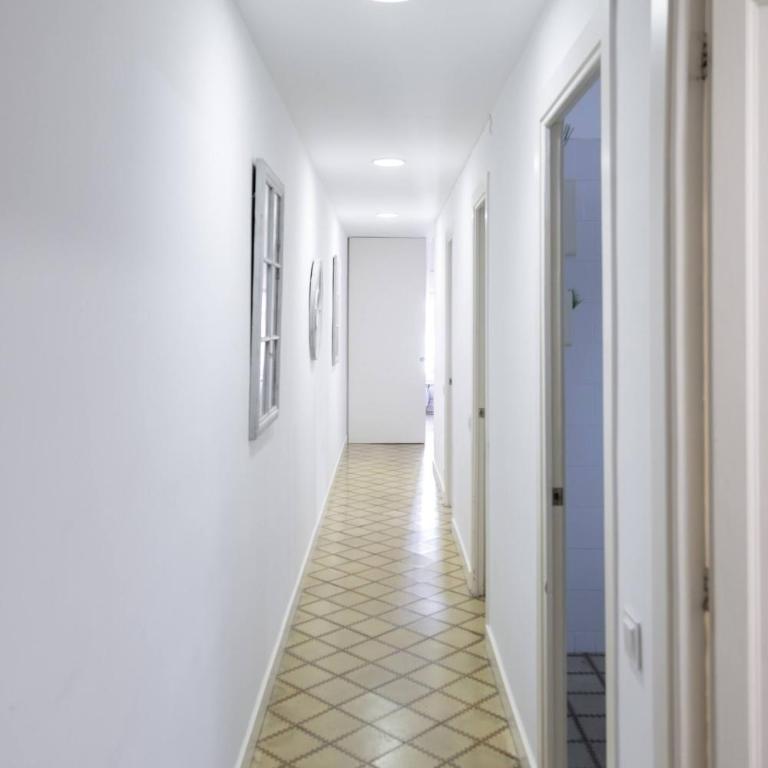 Bcn - Sagrada Familia - Three-Bedroom Apartment - 17